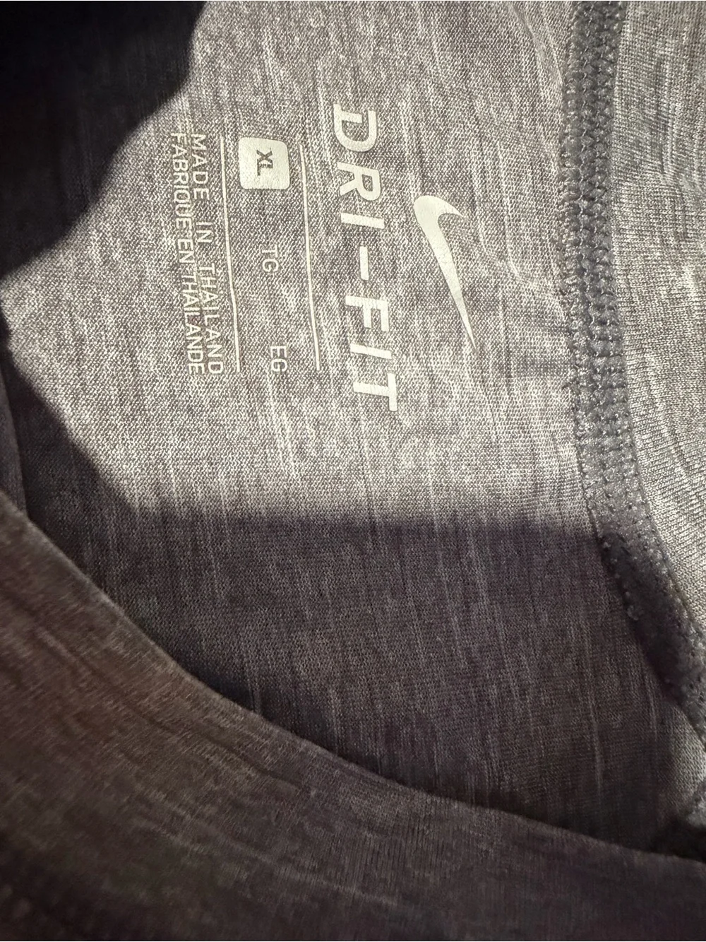 Nike Men’s Heather Gray Short Sleeve Performance Tee size XL